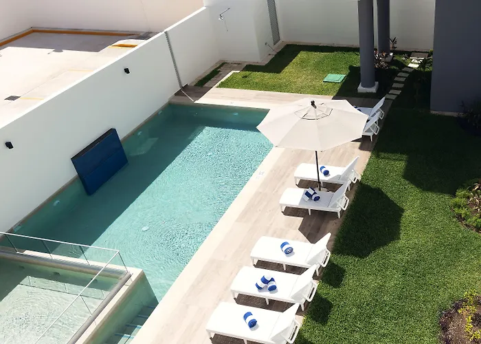 Heaven Aparthotel